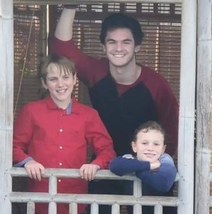 Meet your Posher, Saifa